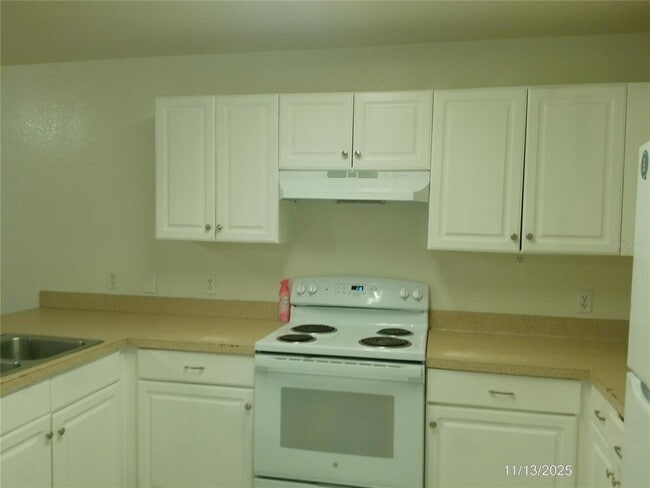 Building Photo - 949 Fox Lake Dr