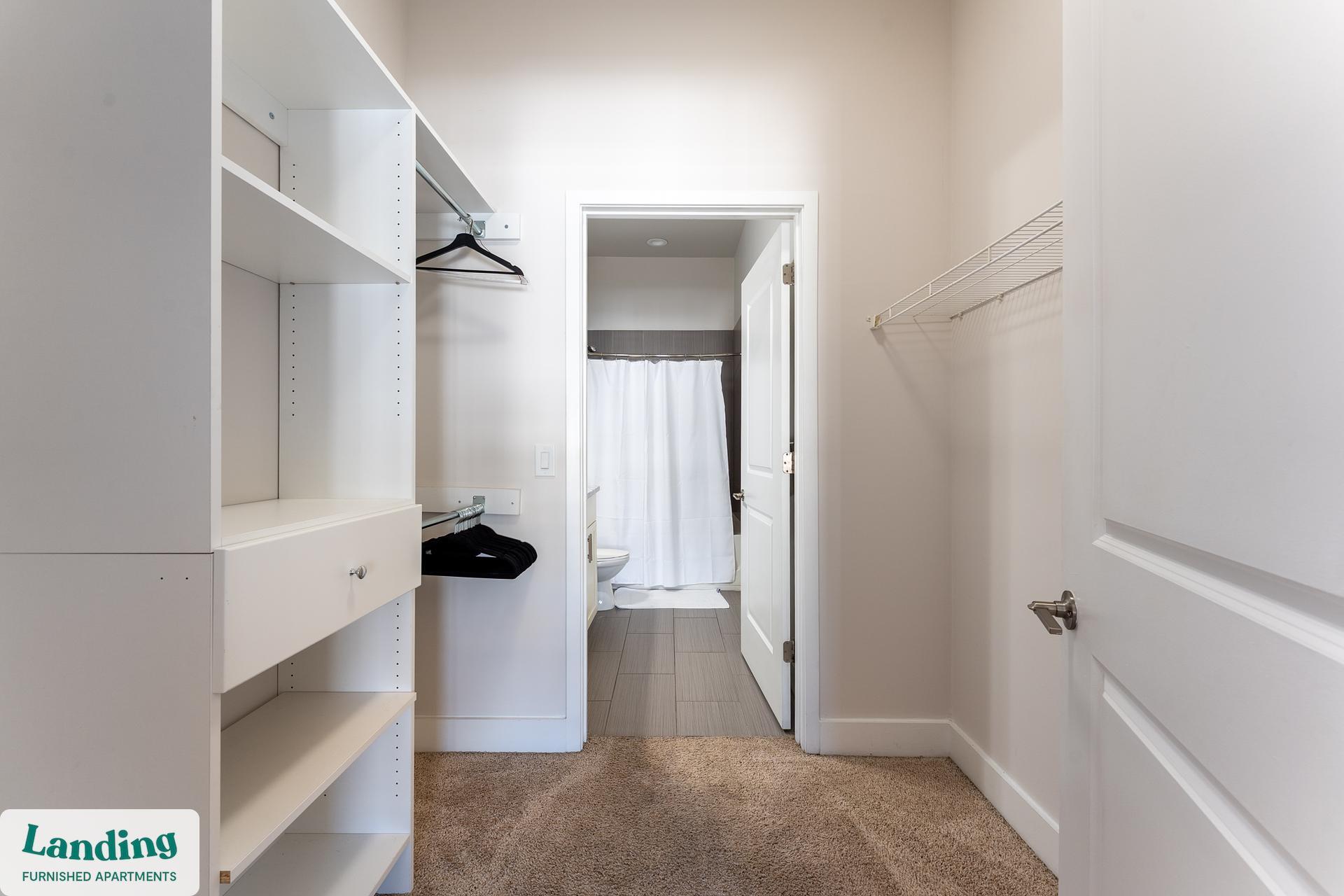 Building Photo - 480 N Orange Ave