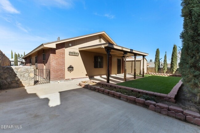 Building Photo - 12492 Angie Bombach Ave