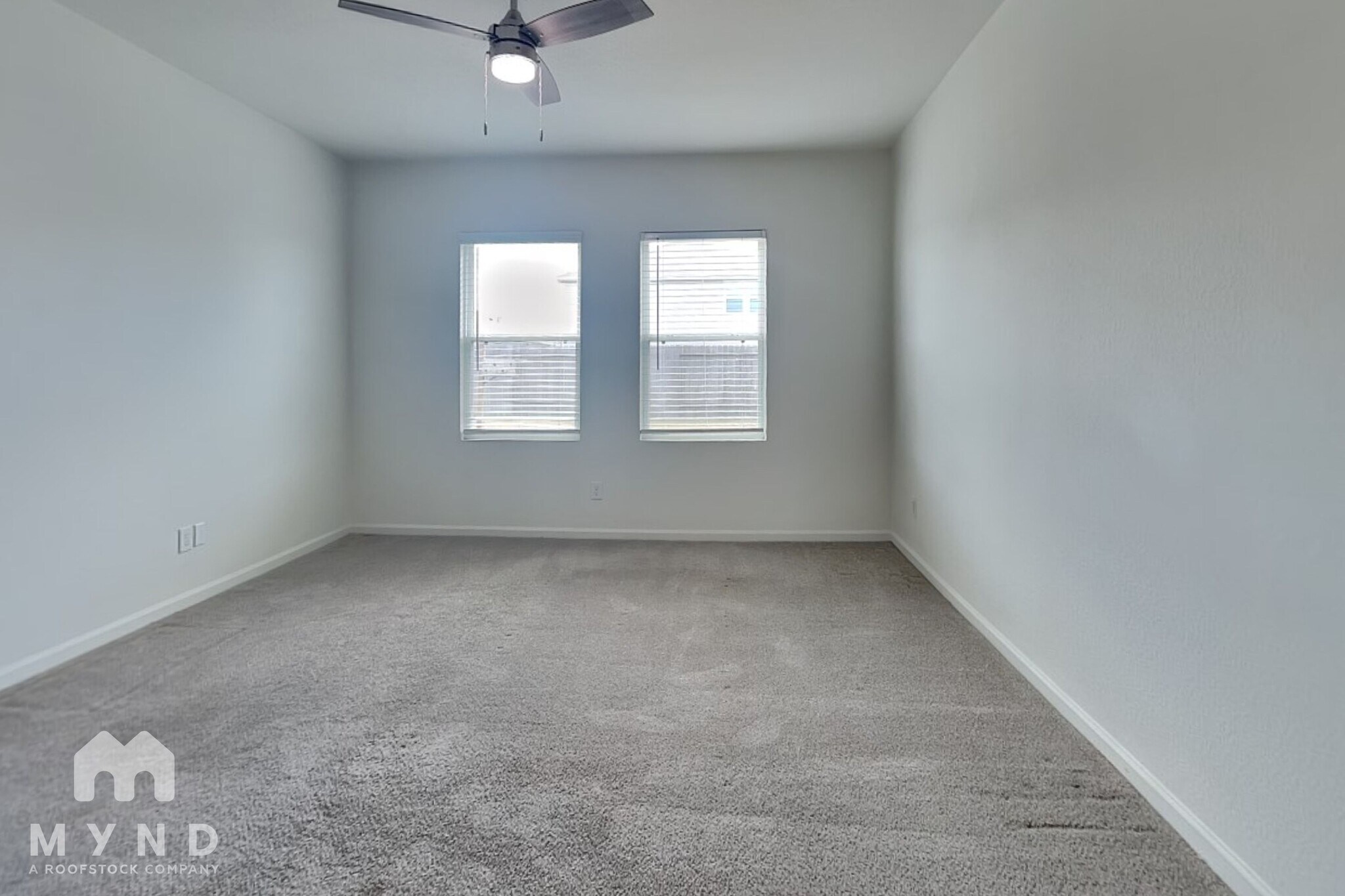 Building Photo - 1044 Banyon Tree Ln