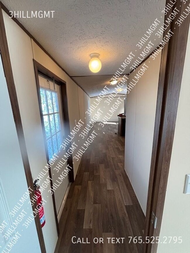 Building Photo - 5600 W Kilgore Ave