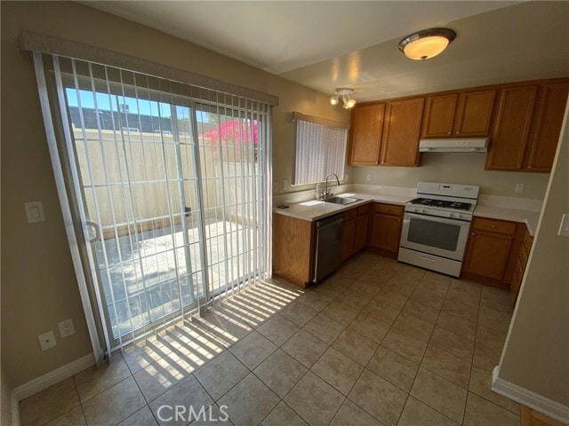 Building Photo - 19200 Haynes St