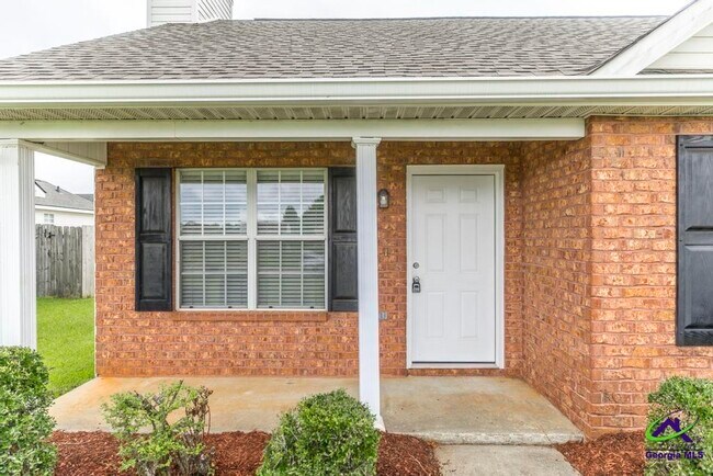 Building Photo - 200 Stirling Bridge Dr