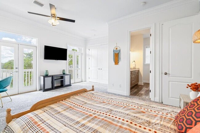 Building Photo - 337 Grande Pointe Cir