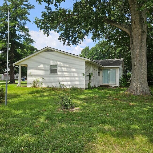 Building Photo - 2700 Jamison Blvd