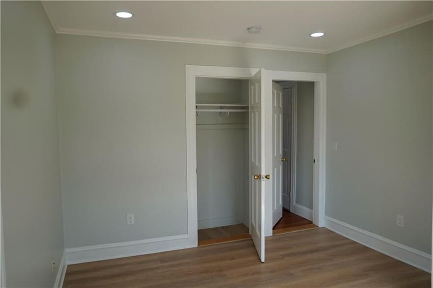 Building Photo - 1358 Narragansett Blvd