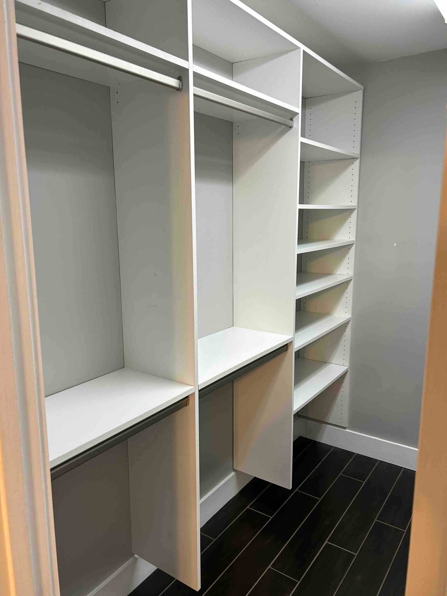 Building Photo - 2601 Hillsboro Pike