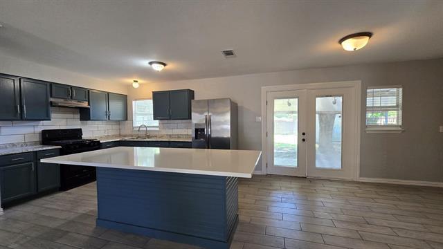 Building Photo - 636 Highfall Dr