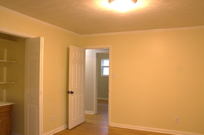 Building Photo - 514 Delaney Rd NW