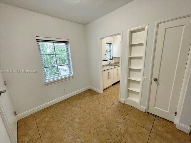 Building Photo - 720 Meridian Ave