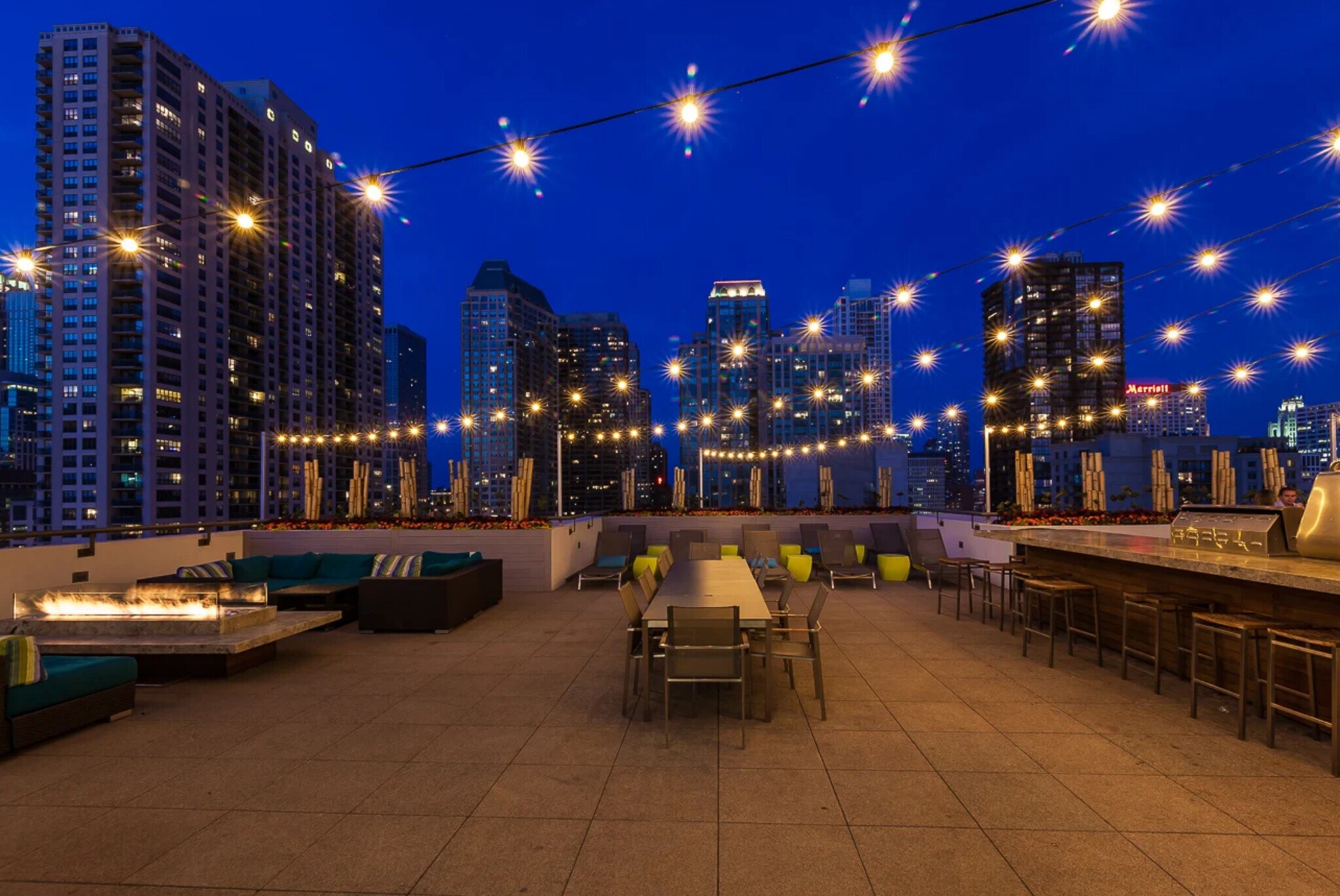 Building Photo - 70 W Huron St