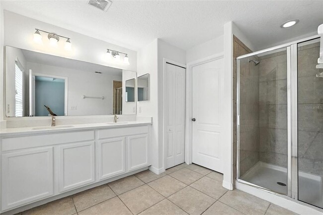 Building Photo - 10608 Savannah Plantation Ct