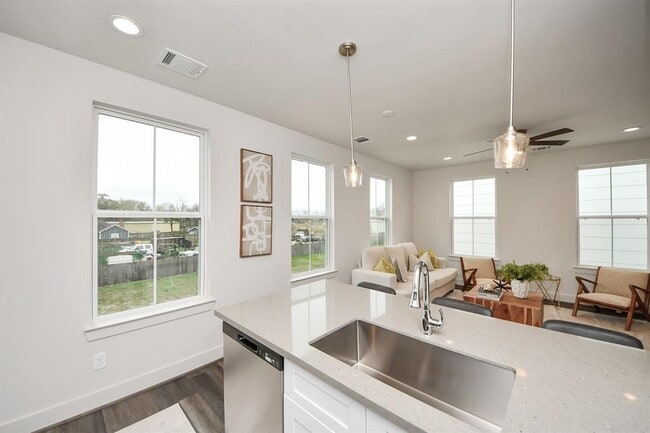 Building Photo - 5210 Burress Springs Ln