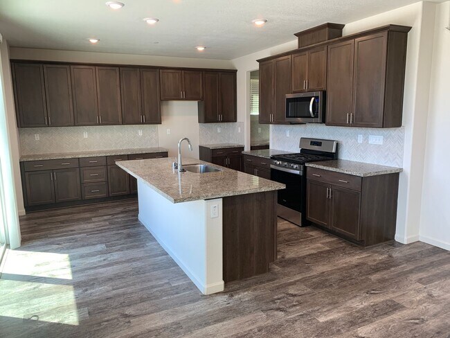 Building Photo - Brand new house ready to be called home