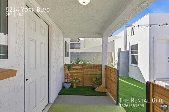 Building Photo - 5214 York Blvd