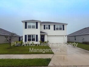 Building Photo - 10744 Chippewa Dr