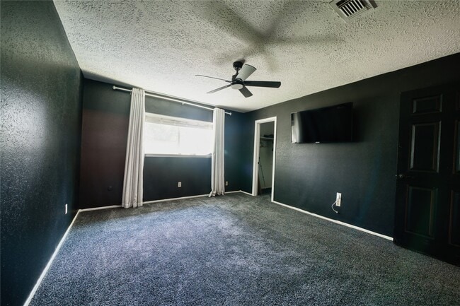 Building Photo - 10127 Fernstone Ln