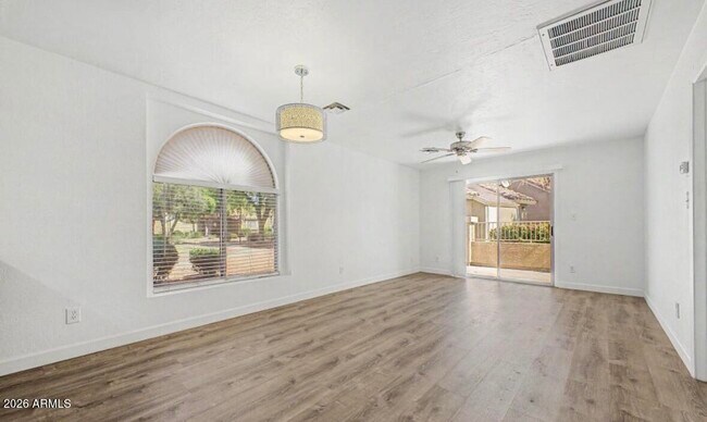 Building Photo - 7040 W Olive Ave