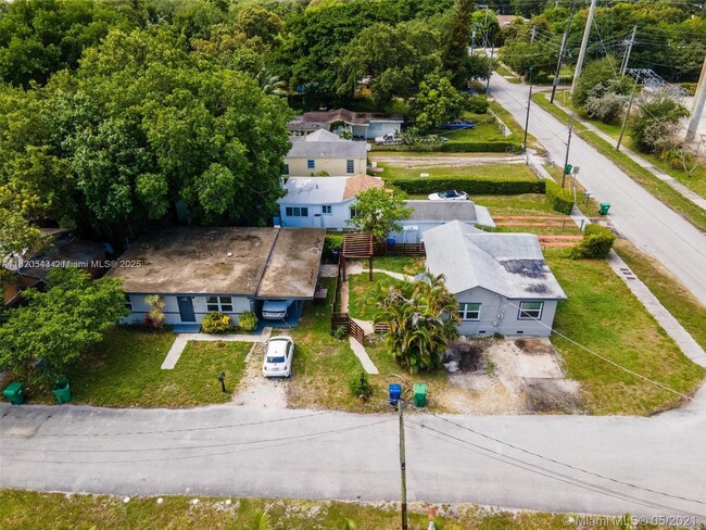 Building Photo - 440 NW 93rd St