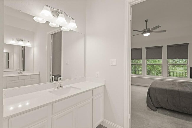 Building Photo - 10943 Water Hyssop Ln