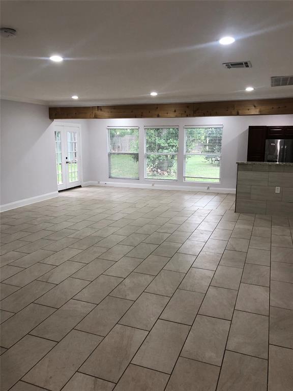 Building Photo - 3020 Great Valley Dr