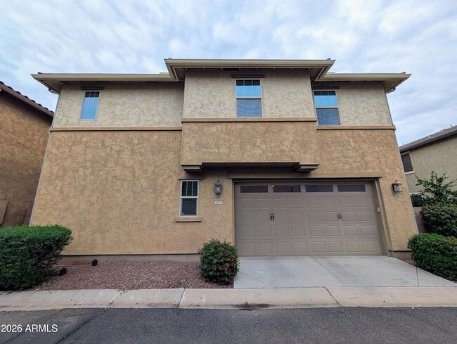 Building Photo - 923 S Osborn Ln