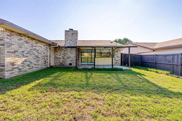 Building Photo - 3017 Rockett Dr