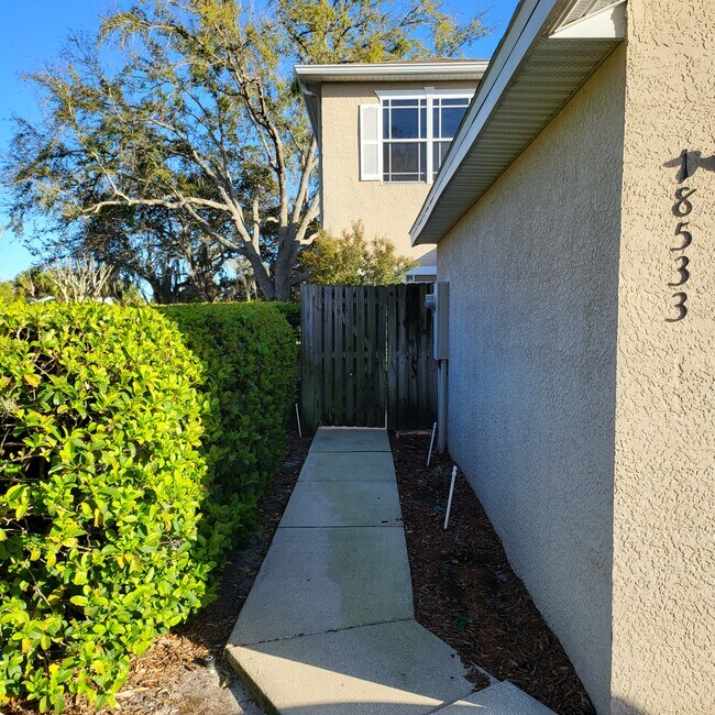 Building Photo - 18533 Pebble Lake Ct