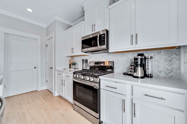 Building Photo - Orange Beach