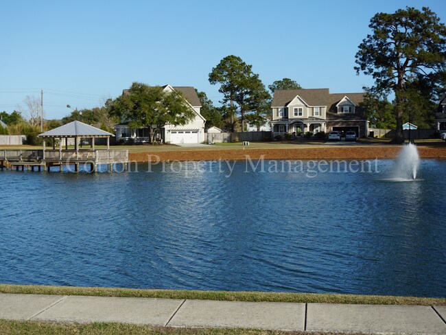 Building Photo - 33 Meon Ln