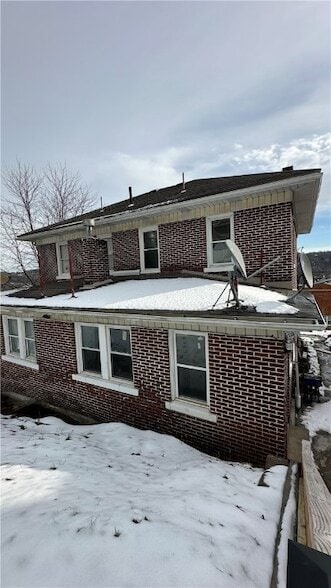 Building Photo - 433 Justus Ave