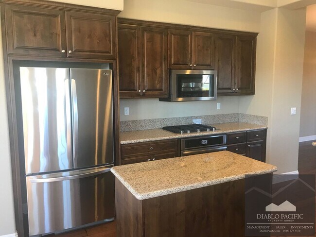 Building Photo - EXPERIENCE TRILOGY AT THE VINEYARDS LIFE ON A VINEYARD