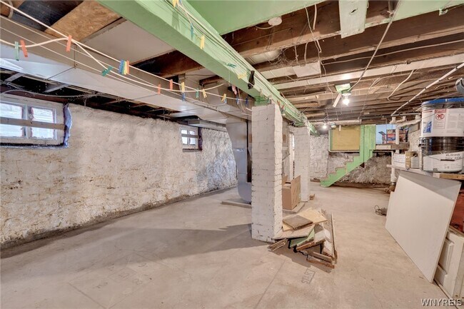 Building Photo - 1097 Tonawanda St