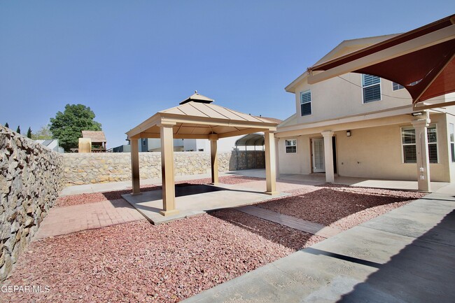 Building Photo - 12229 Kingsgate Ct