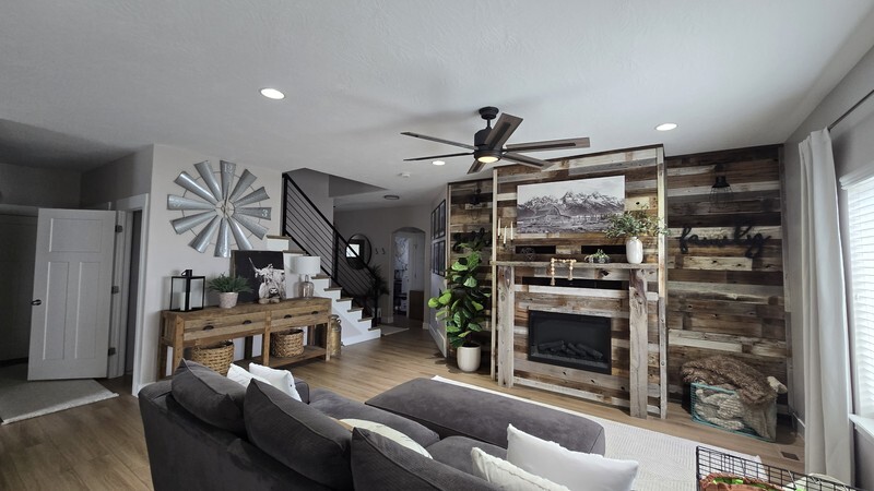 Building Photo - 7862 Sagebrush Ln