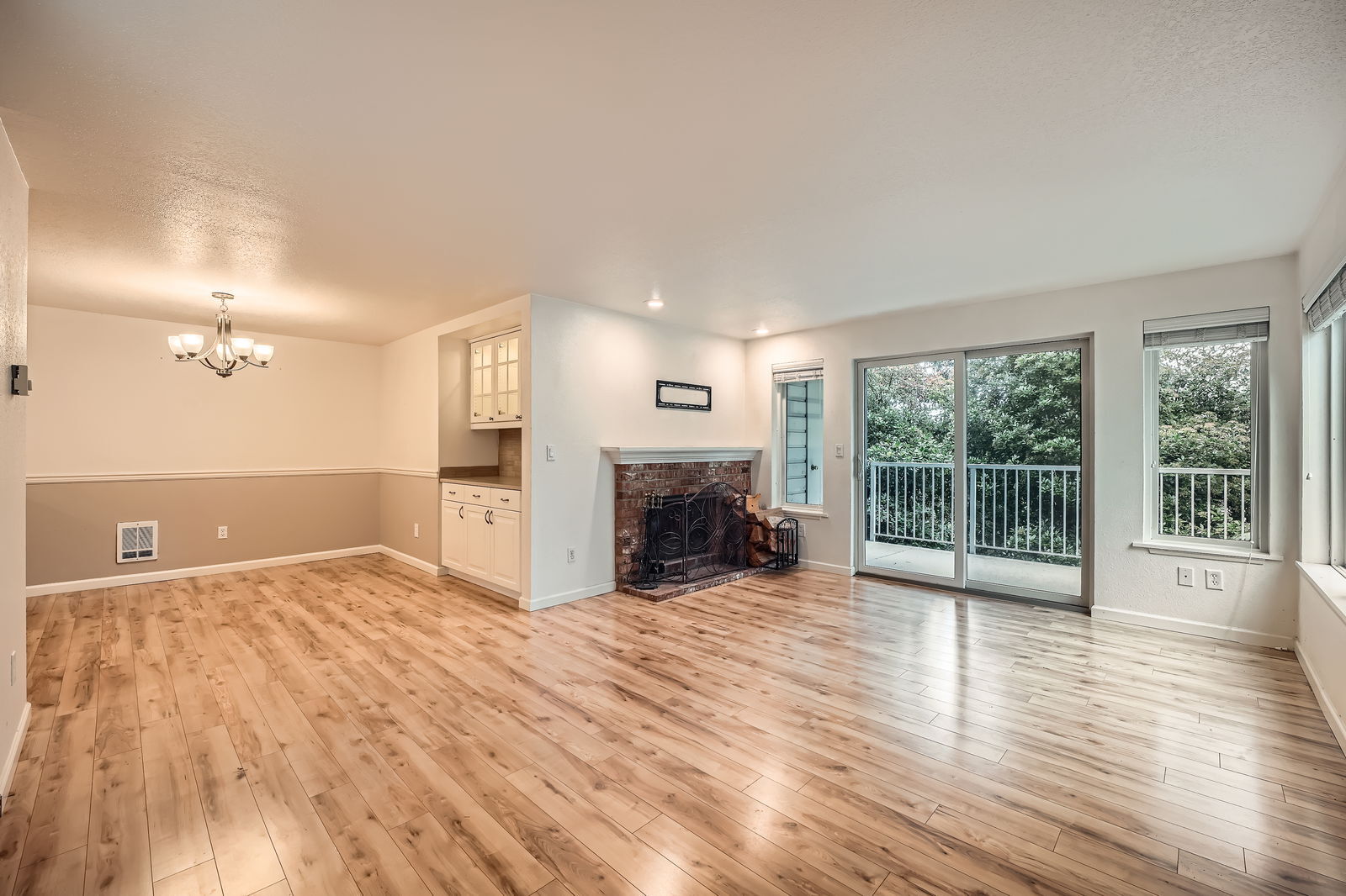 Living Room / Dining Room - 2940 76th Ave SE