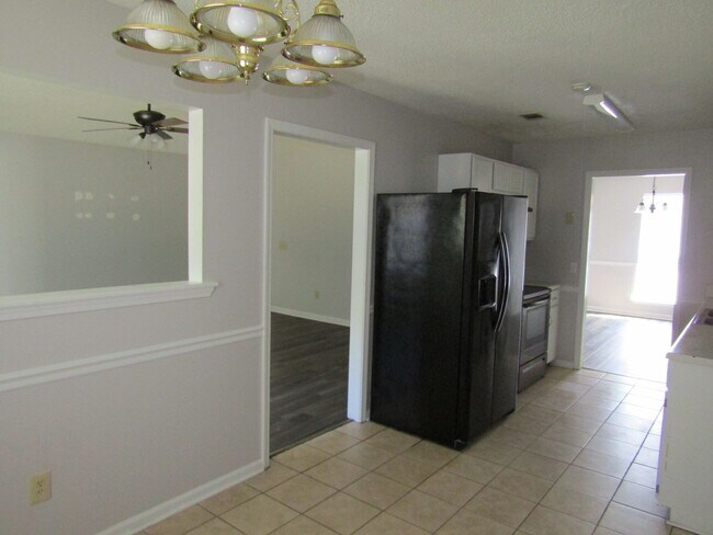 Building Photo - 110 Tempest Ln