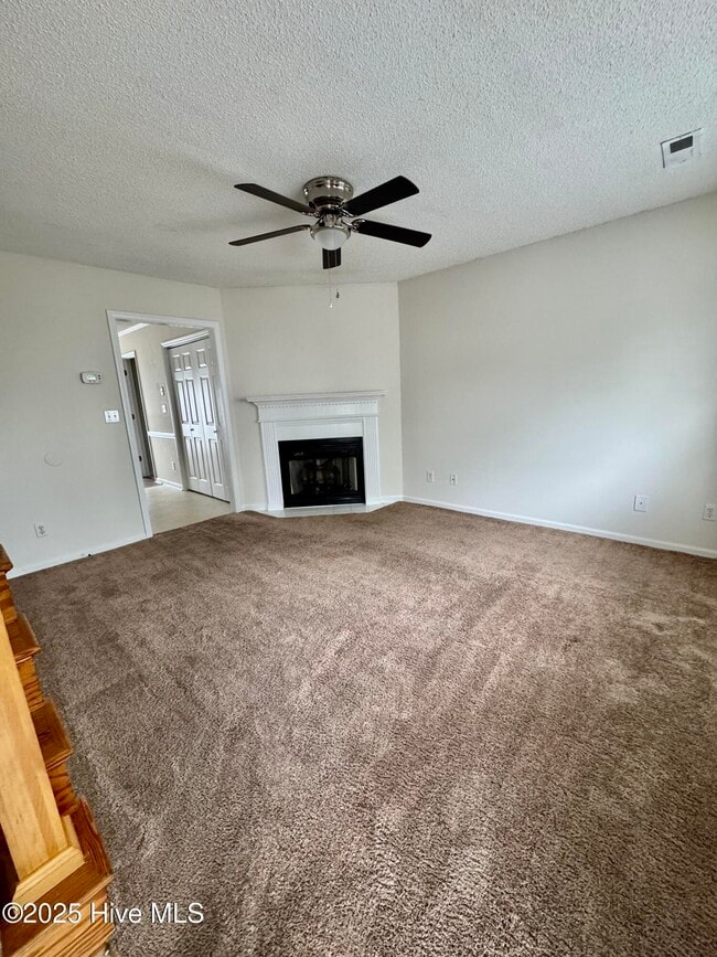 Building Photo - 3930 Sterling Pointe Dr