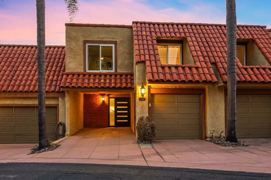 Building Photo - 4452 Caminito Fuente