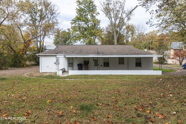 Building Photo - 6520 Jackie Ln