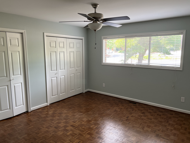 Building Photo - 3751 Jamestown Cir