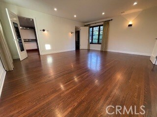 Building Photo - 416 20th St