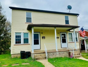 Building Photo - 708 Coulter Ave