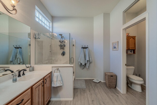 Building Photo - 80571 Hoylake Dr