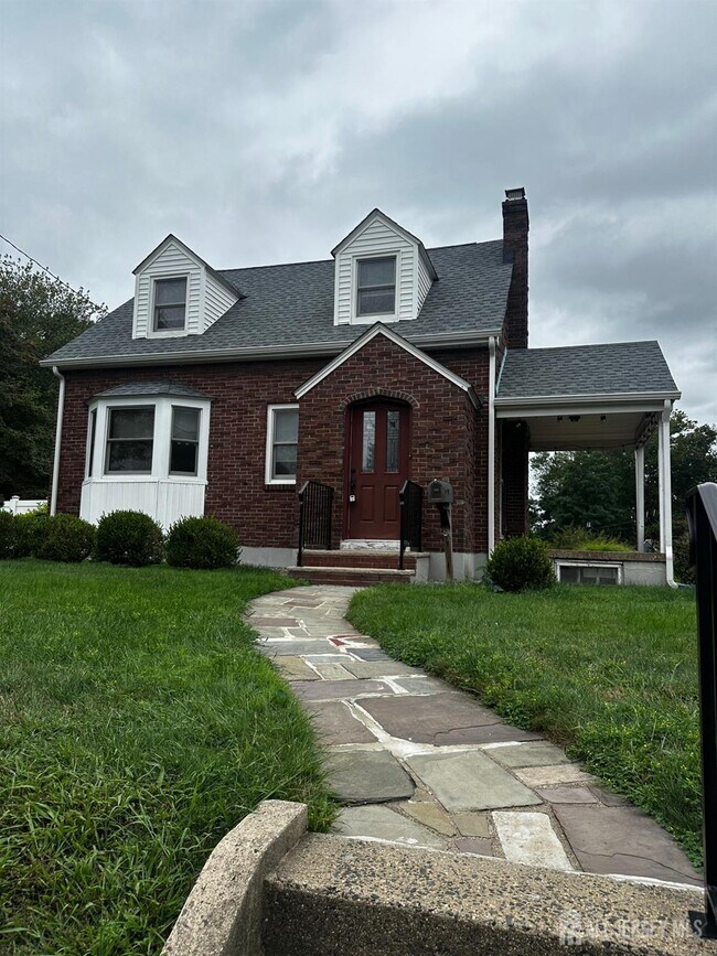 Building Photo - 277 Dukes Rd