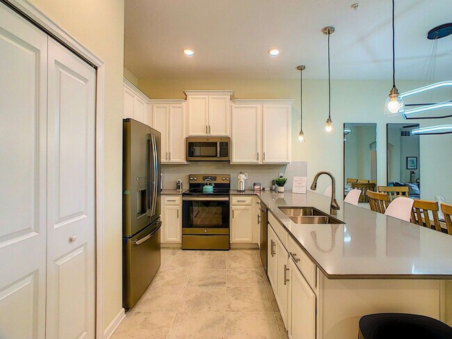 Building Photo - 705 Ocean Course Ave