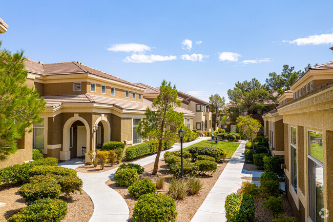 Building Photo - Resort at Coronado Ranch