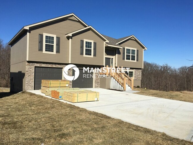 Building Photo - 18518 East 19th Terrace Ct S