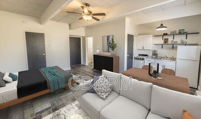 Building Photo - 2601 York Ave