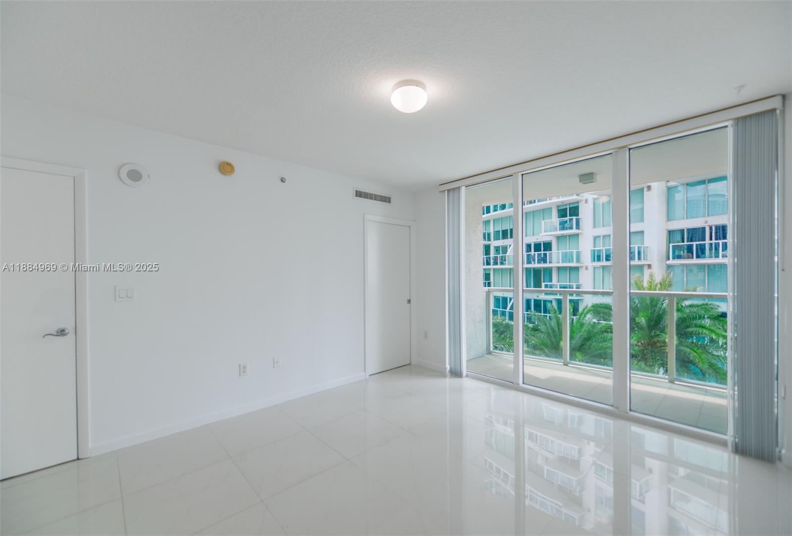 Building Photo - 31 SE 5th St